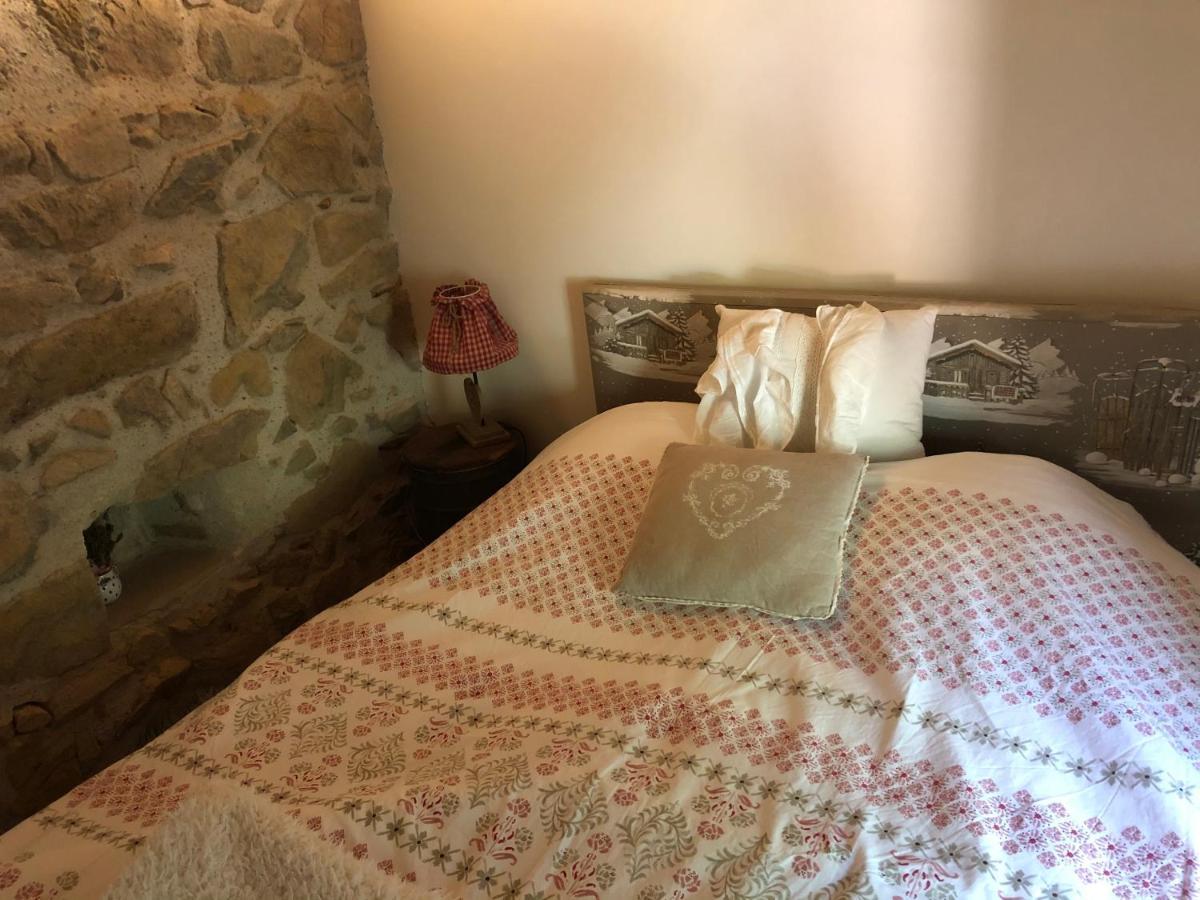 Le Chalet De La Goutte Saint-Appolinaire  Zewnętrze zdjęcie
